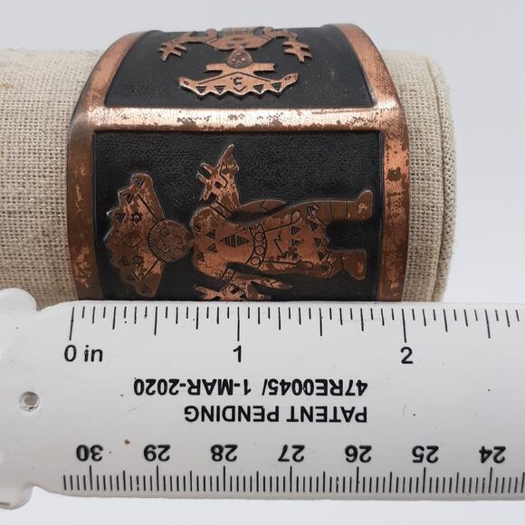 Vintage Kachina Cuff Wide Native Boho Cooper Statement Bracelet Souvenir - Picture 11 of 13